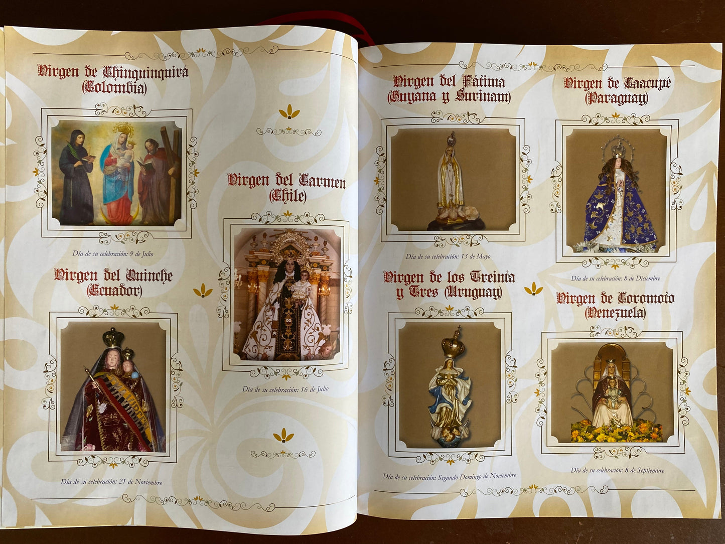 SAGRADA BIBLIA DORADA + ANILLO PADRE NUESTRO 🎁
